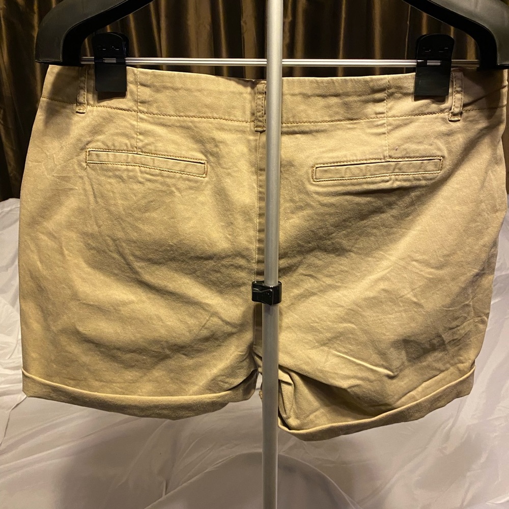EUC Ashley Judd shorts. Size  16. - Picture 5 of 5